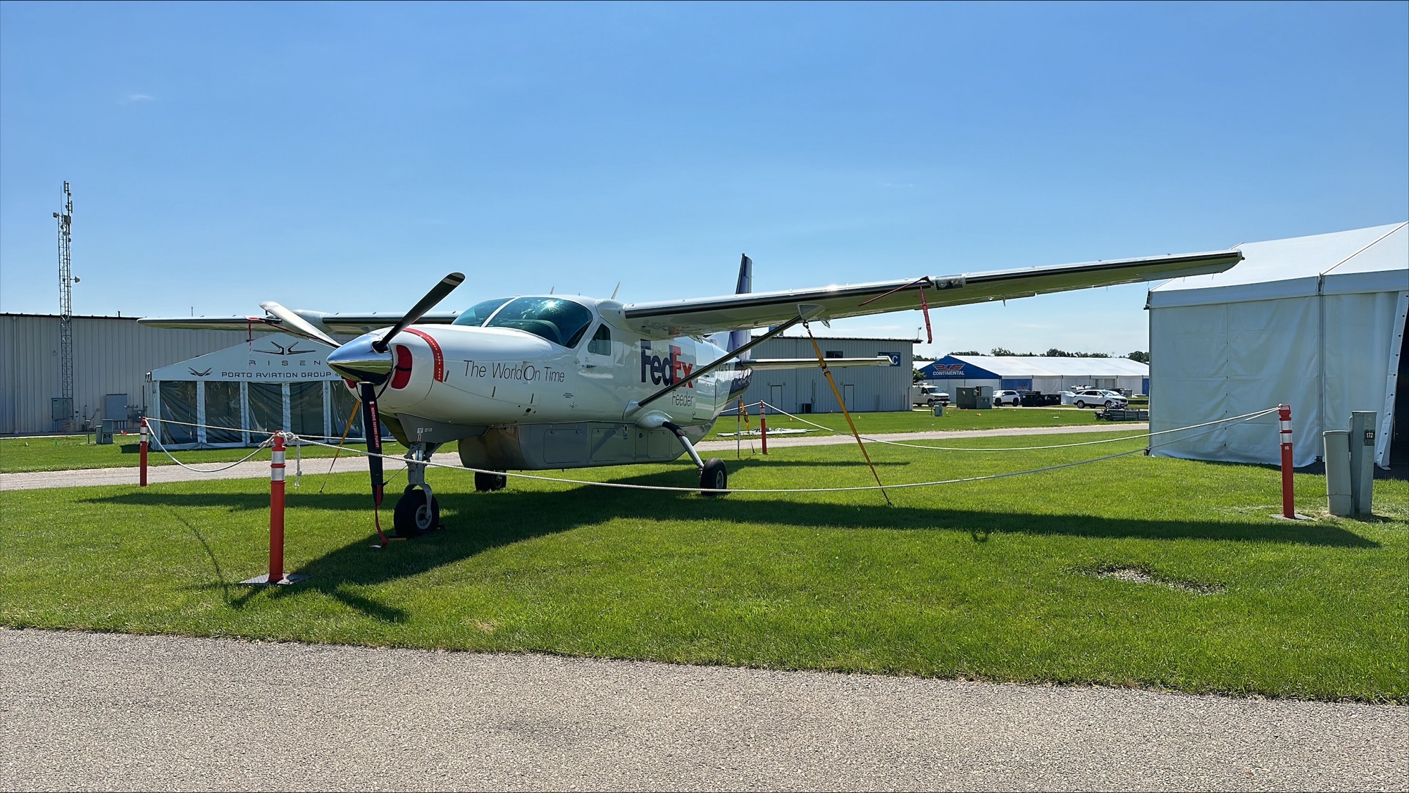 Mountain Air Cargo and CSA Air Prep for EAA AirVenture Oshkosh ...